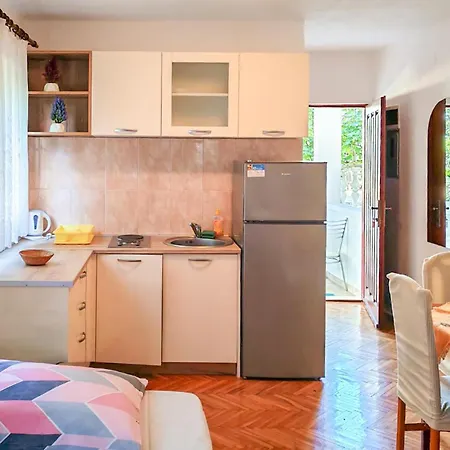 Apartment Pet Friendly In With Wifi Vodice